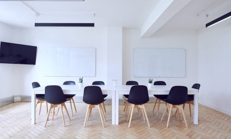 plan de negocios para alquiler de sillas y mesas